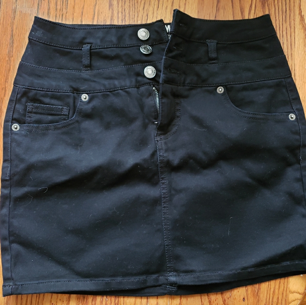 Short skirt